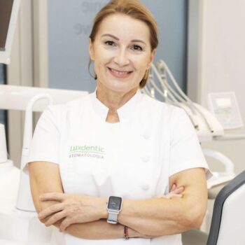Magdalena Rossa Ziemlińska Magdalena Rossa Ziemlińska, stomatologia zachowawcza, protetyka